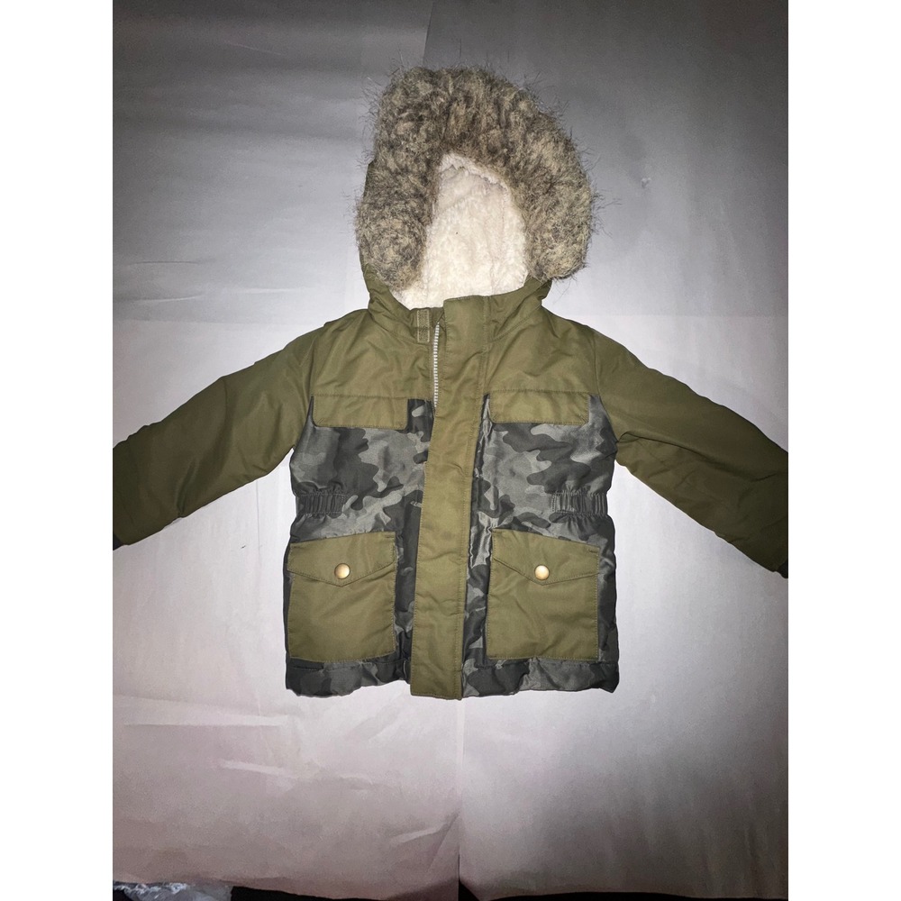 Cat & Jack Toddler Boys 2T Olive Green Camo Winter Parka Faux Fur Hood Jacket
